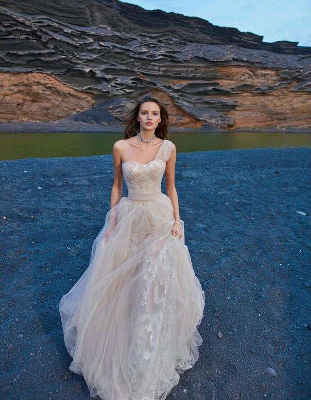 塔罗占卜哪条仙女裙最美测你前世是哪位神仙我是死神