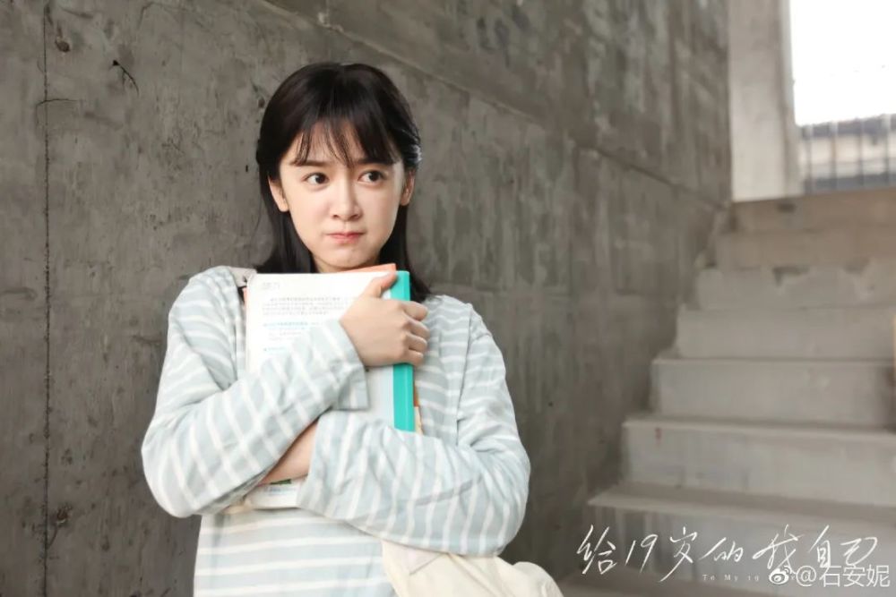 像《罗龙镇女人》里的赛凤仙 《风筝》中的周乔