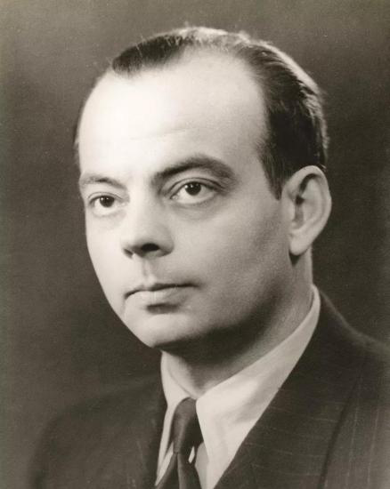 小王子成年人的世界也需要童话的滋养