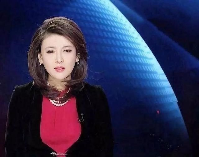 美貌不输董卿被赞央视才女的李红为何苦等因丑闻入狱多年的丈夫