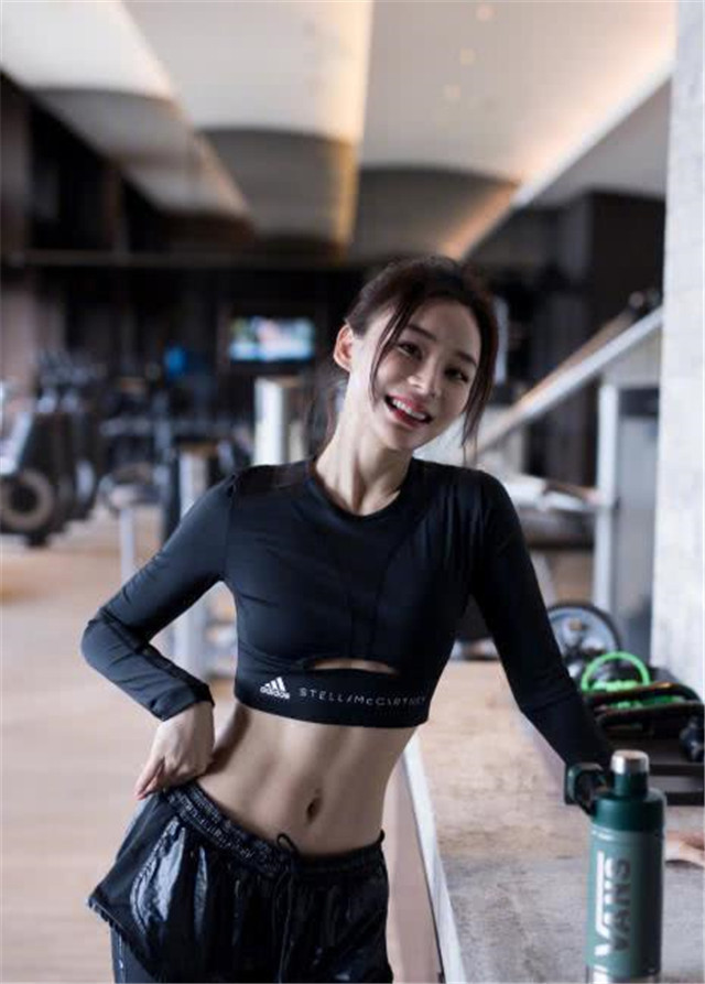 女生155-165cm标准体重对照表来了,若你