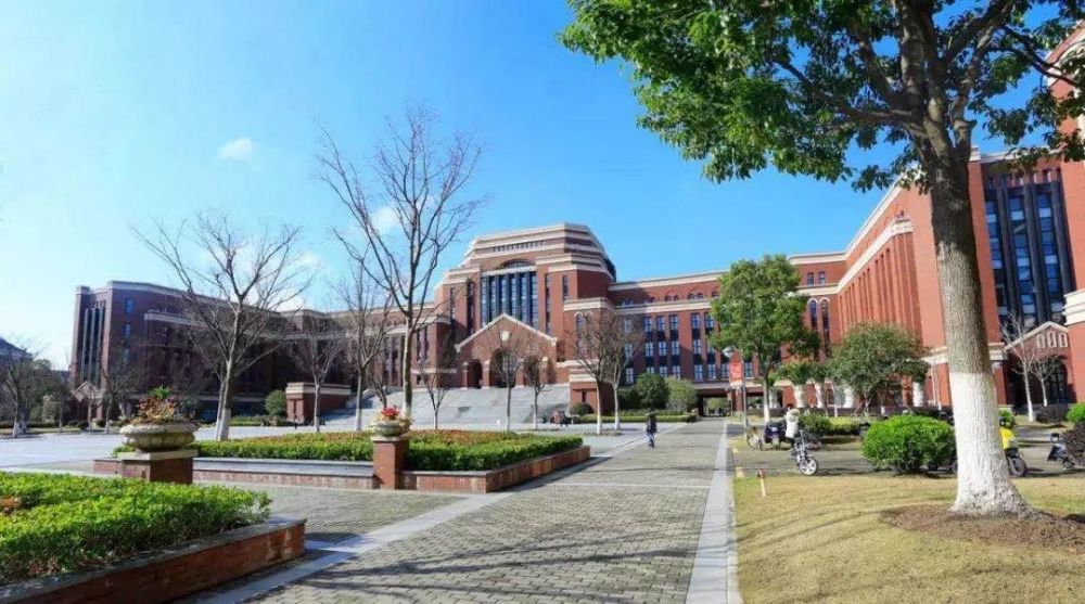 华二2022首所新校曝光规模庞大60班该区一站式教育资源再添翼