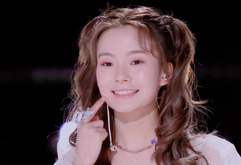 火箭少女101|硬糖少女平均身高168，张艺凡成身高担当，这3人一样高