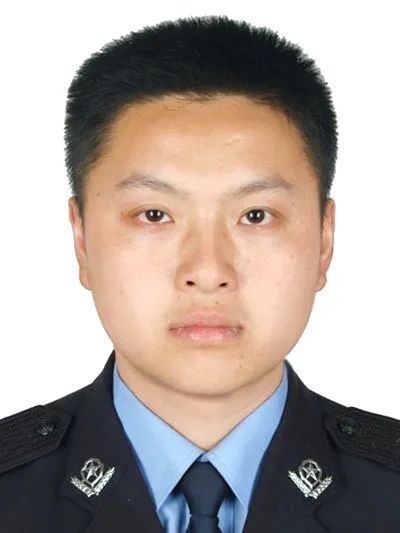 彭志雄疫情防控一线的青年担当忠诚履职尽责的青春力量