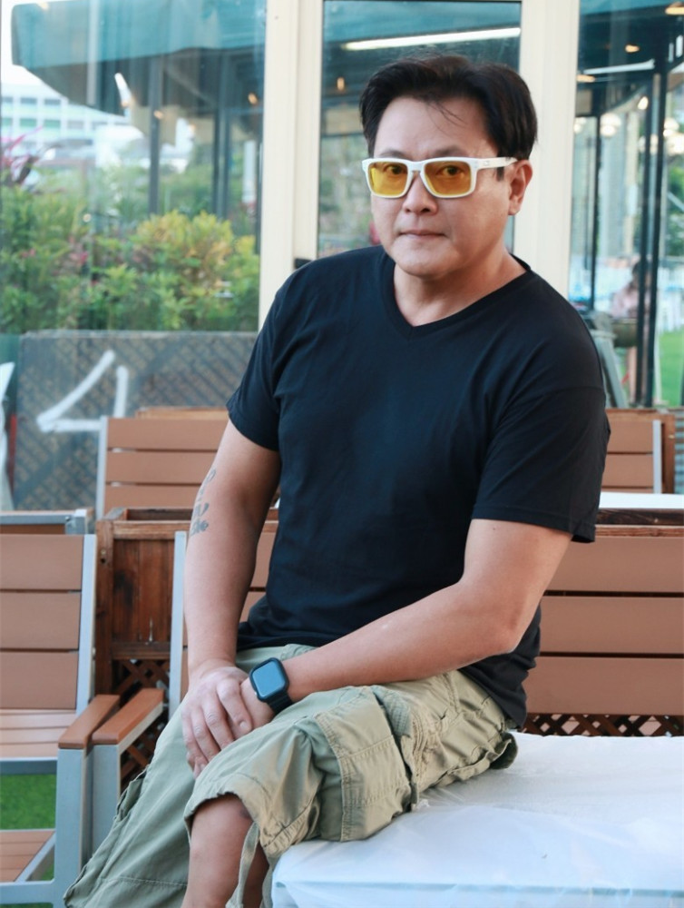 魏骏杰收入大幅下降打算卖房套现与女儿相依为命或去大马定居