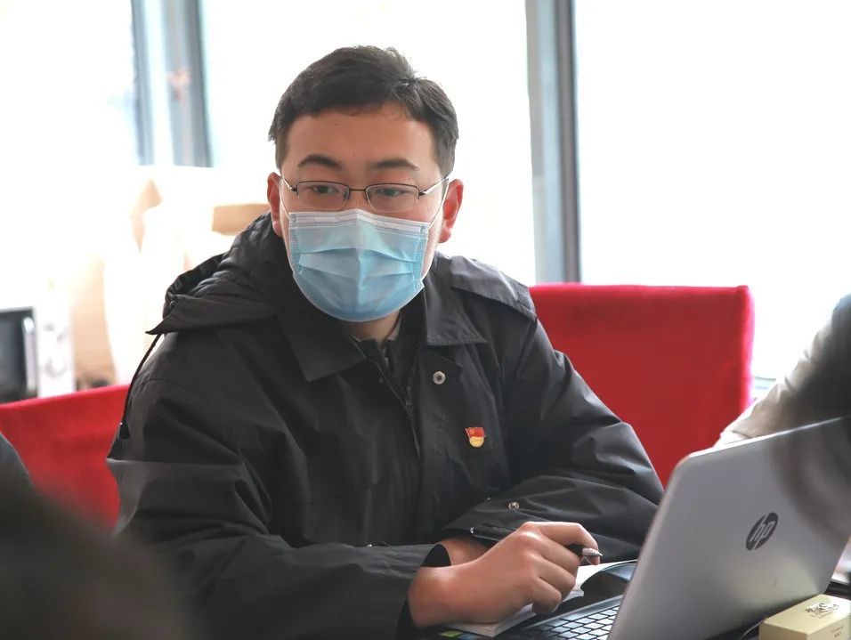 武汉市江汉区人民检察院干警李超没有丝毫犹豫答应了