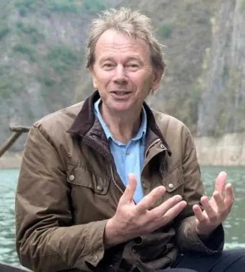 专访bbc纪录片《杜甫》主持人