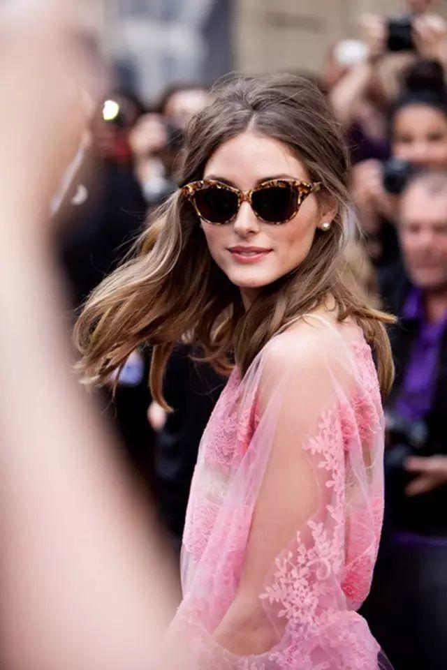 拍照背景人太多?试试这4个方法,帮你拍出时尚大片