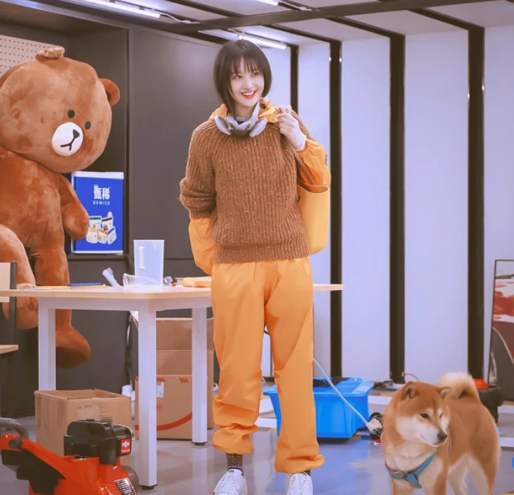 有种美叫郑爽胖10斤,"脏脏辫"造型气质清纯,真替张恒后悔