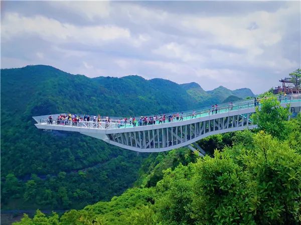 悬挑观景平台图片