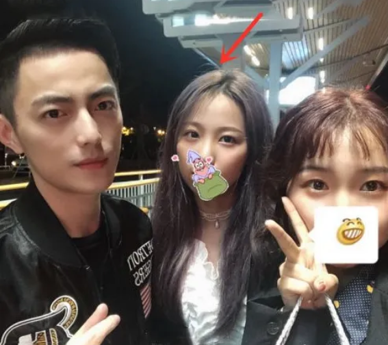 "电竞霍建华"身高成迷,网传175cm,粉丝同框却夸他又高又帅?