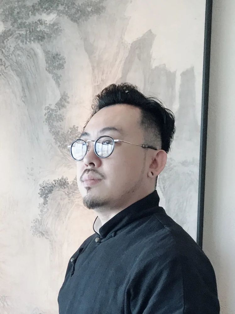 安凯主创及吉他:古博,爵士鼓:薛勇军,键盘:廖宏峰,贝司:穆仁宗,小提琴