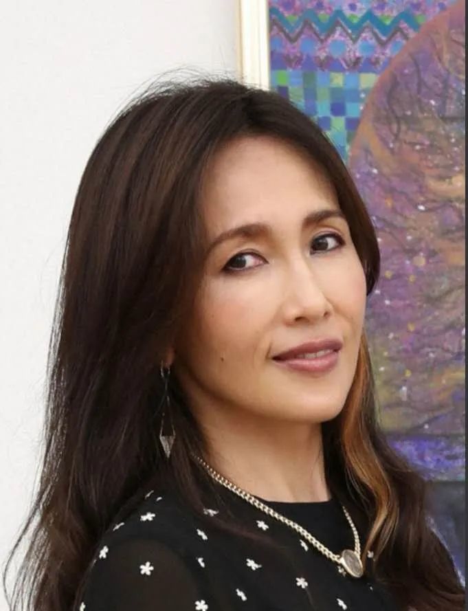 木村拓哉妻子工藤静香为新冠肺炎第一线的医护人员献上加油歌曲