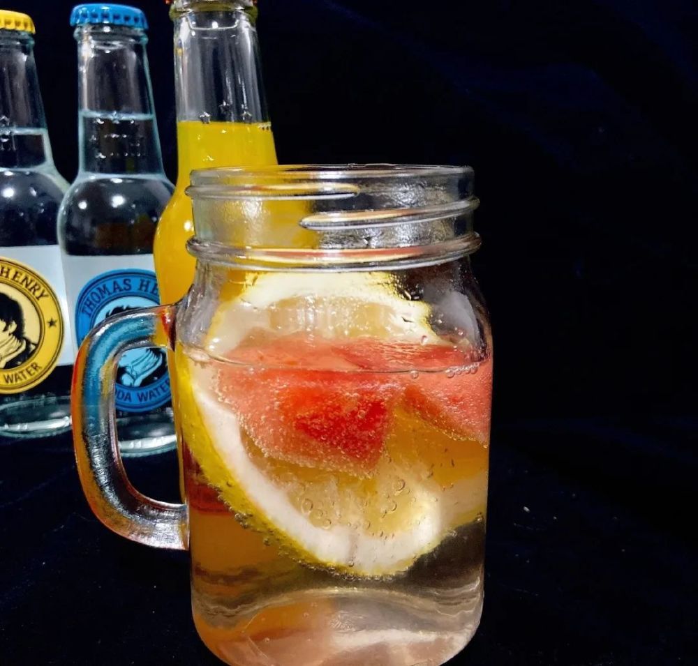 夏天的落日和你,都是橘子汽水味的