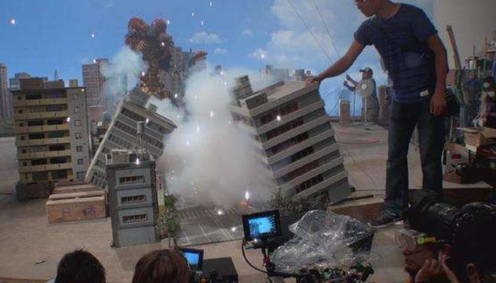 拍奥特曼资金不足圆谷公司钱花哪儿了真相让人沉默