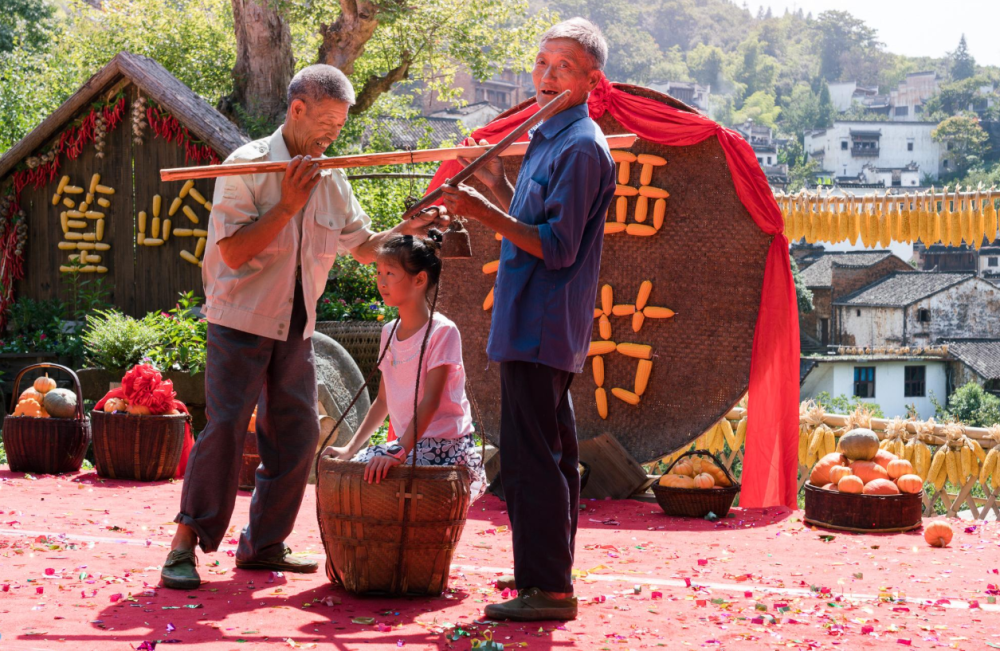 立夏习俗知多少?古代皇帝要祭祀,如今斗蛋称人,你都玩过吗?