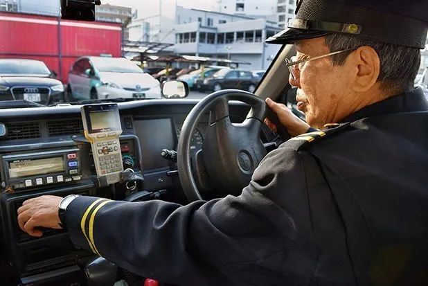 在日本拥有一辆私家车 一个月要花费多少费用 腾讯新闻