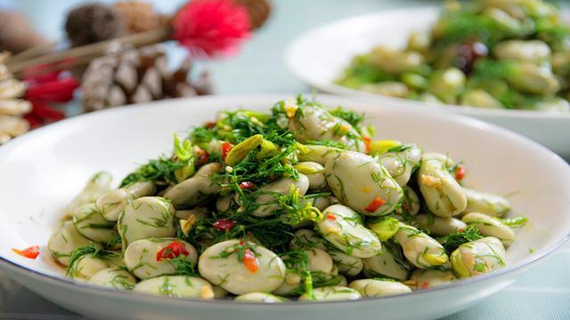 淮扬菜大厨分享2种茴香蚕豆的简单做法,鲜香爽口,别有风味