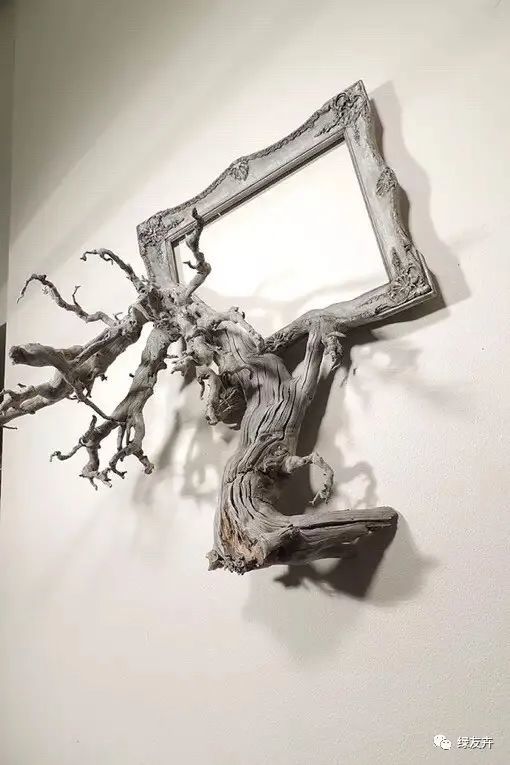 极具艺术感的木制创意相框设计