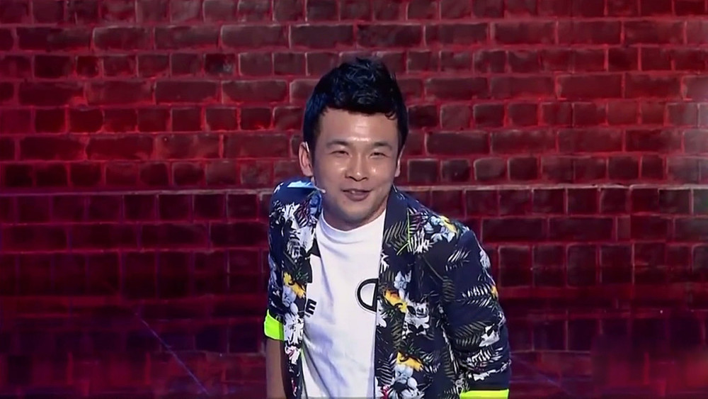 比如周云鹏,他起家靠得是"扑盲子",是一个人站在那里东一榔头西一棒子