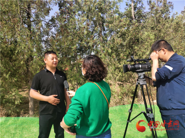 凉州区爱心人士捐赠绿化苗木