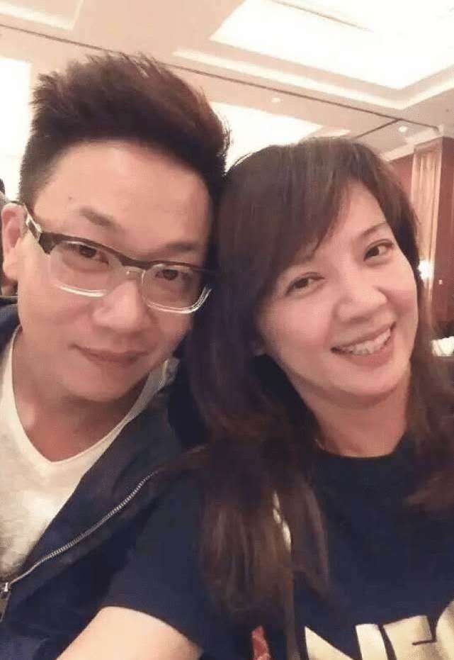 上海主持人林海老婆图片