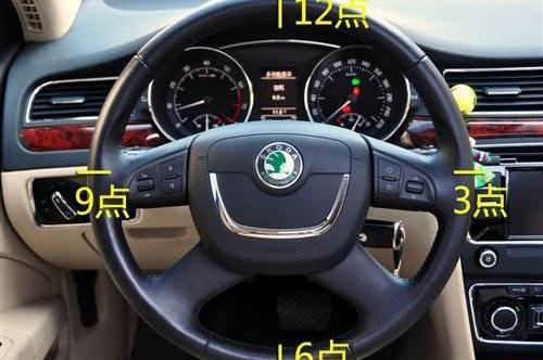 停车时如何判断车轮是否回正?老司机的这3个办法解决了我的困惑