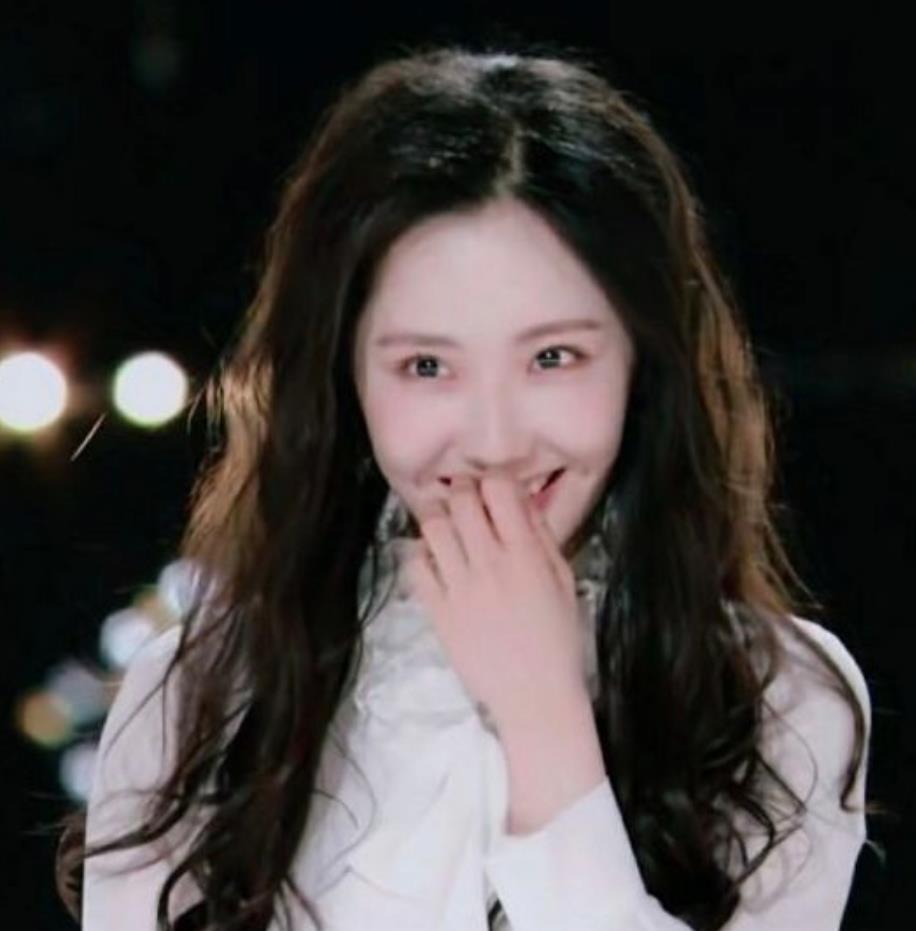 难怪越看王艺瑾越眼熟原来少年派林妙妙的室友就是她变化太大认不出