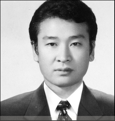 提起韩国男演员届的老戏骨,不得不提的就是李顺载