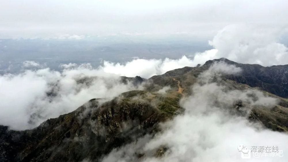 浑源龙山拍到的一幕