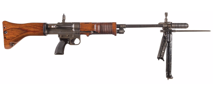 价值20万美元的fg42步枪,如果不是被弹匣限制,拿它当轻机枪都没问题_