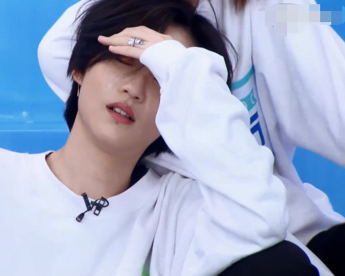 林凡戴假发被夸赞时陆柯燃表情叫人意外嫉妒得不要太明显