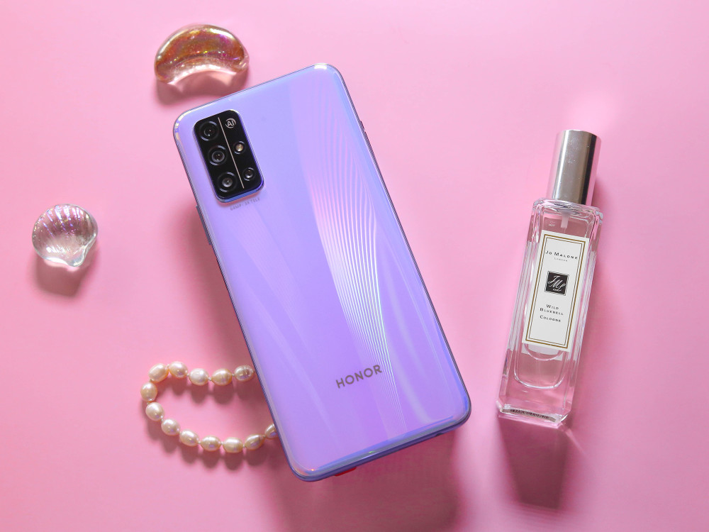 最便宜的麒麟820手机已降至1699,搭载6400万四摄,40w快充