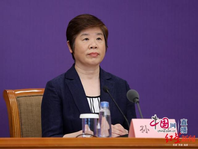 班车司机父亲病世,一天后他重现车前|孙红|北京|国家医疗队|北京协和