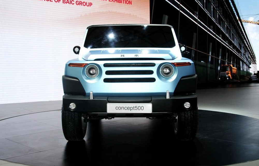 北汽从来不缺设计师212更新缓慢这次至少有了铁顶