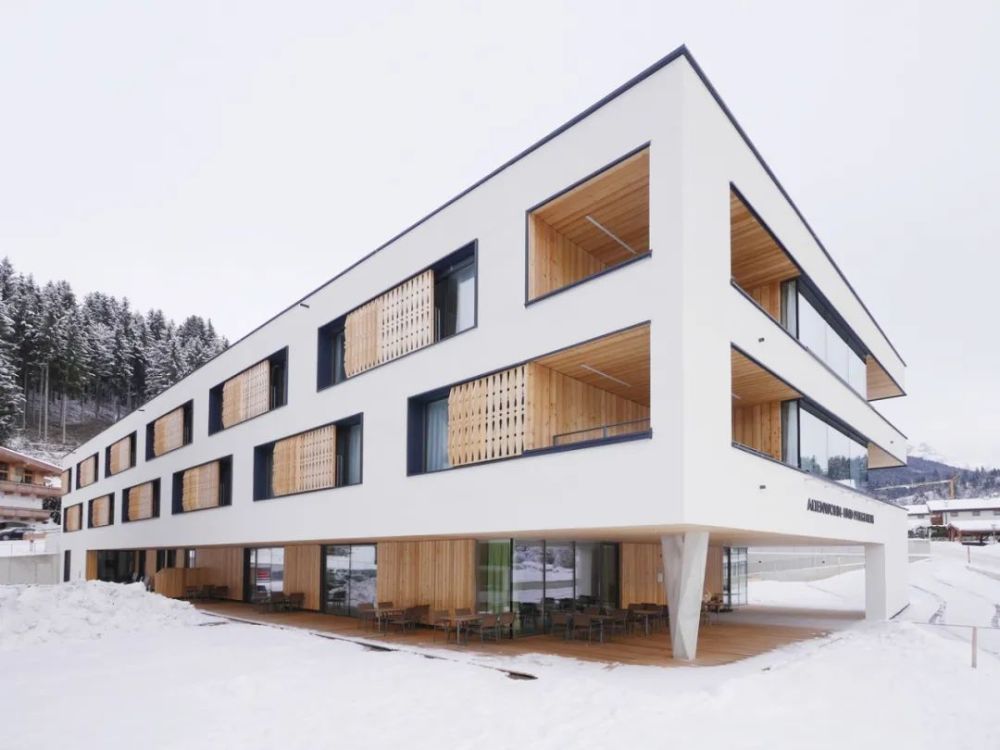 养老 多层住宅建筑设计:奥地利wilder kaiser退休养老中心/案例_腾讯