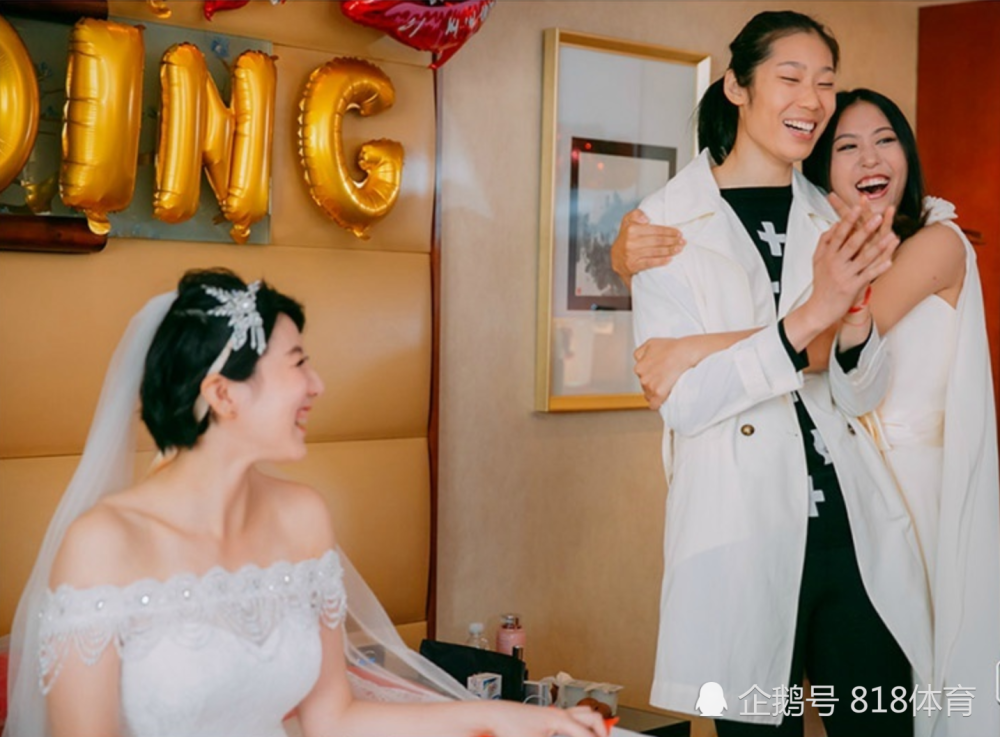 惠若琪为沈静思儿子拍百天照小葵退役3年1儿1女惠氏影楼上门服务