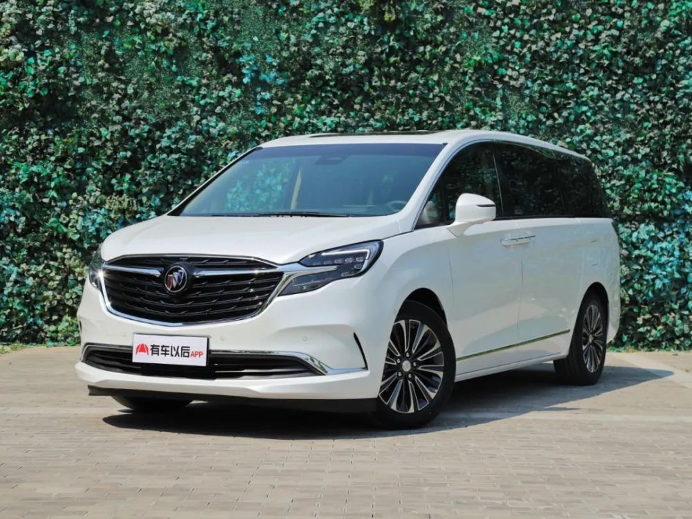 新款gl8 es陆尊/陆上公务舱上市,换装全新2.0t