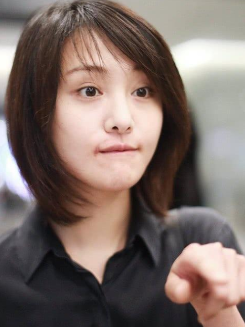 当这4位女星遇到卸妆水:赵丽颖甜美可爱,杨幂清秀,看到郑爽:太真实