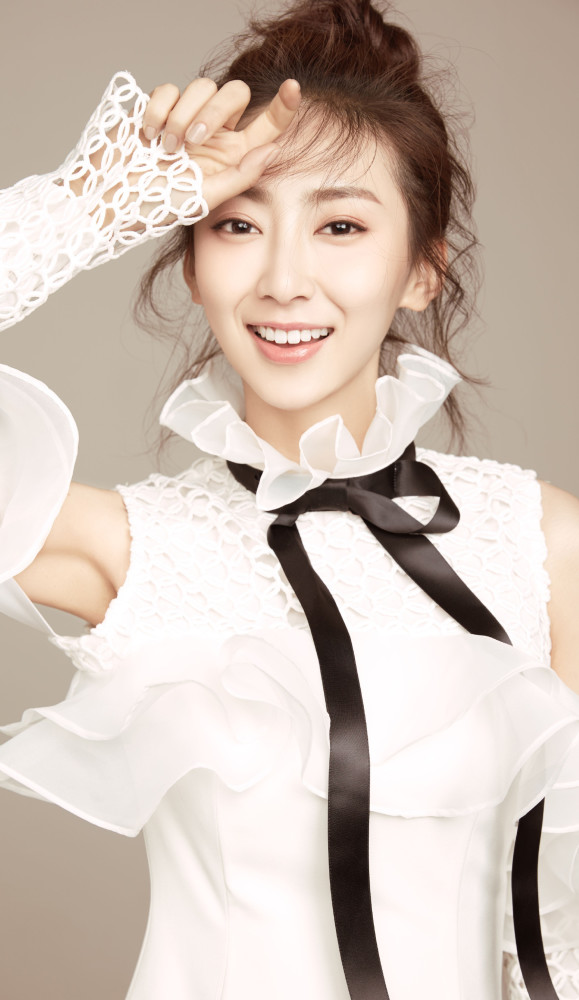 女神赵艺 :第4959期气质潮流美图欣赏