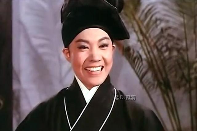 本是温柔美女,却将《三笑》中唐伯虎演成经典,女星向群,如今何在?