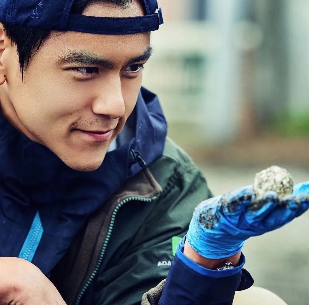 彭于晏的日常写真太可了