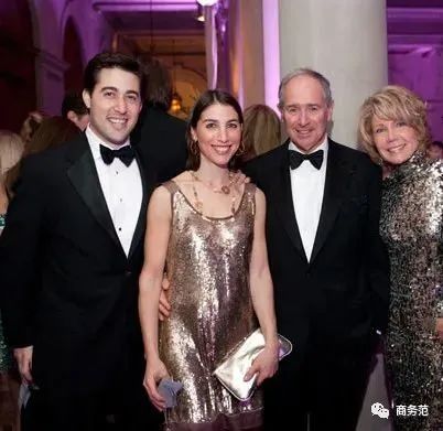 "华尔街之王"苏世民,从白手起家到身价千亿,爱买豪宅戴swatch