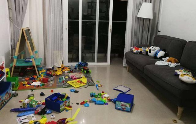 邋遢的妈妈 凌乱不堪的家,会养出怎样的孩子?妈妈们想象过吗?