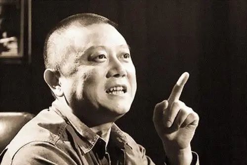 王朔写的意味深长的年终小文 像猪而生 王朔