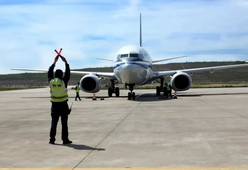 六盘水往返北京、重庆直飞航班复航