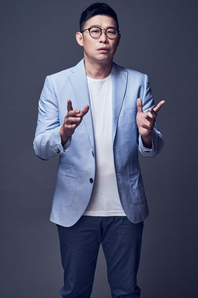 马力欧是台湾知名男演员,主持人,凭借着诙谐搞笑的风格拥有许多粉丝