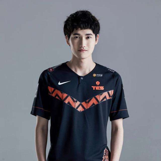 爆料rng滔博多家队伍选手关系,uzi队霸石锤|rng战队|karsa|uzi队|李元