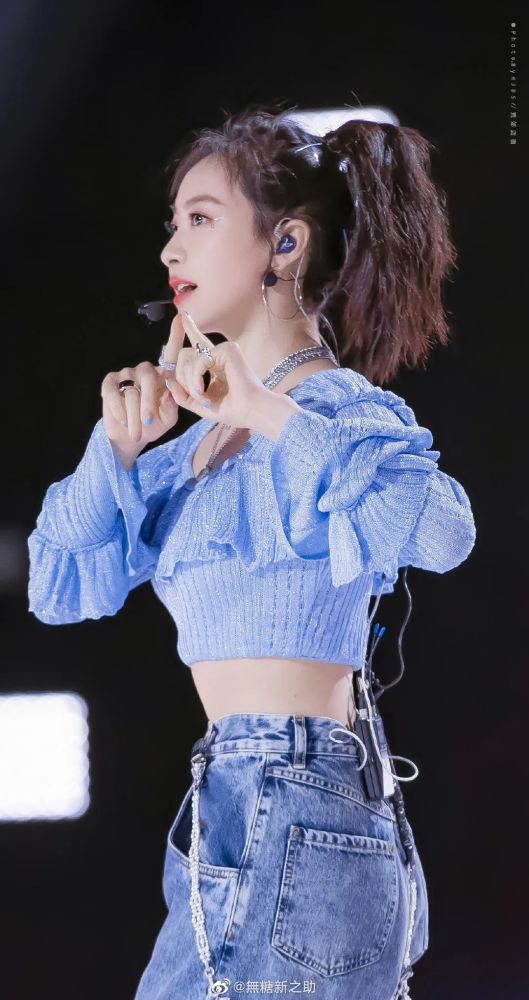 刷完宋茜的《创3》直拍,"女团高马尾"实红!