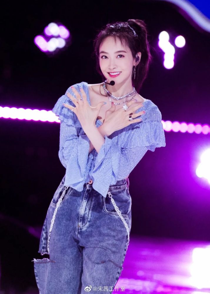 刷完宋茜的创3直拍女团高马尾实红